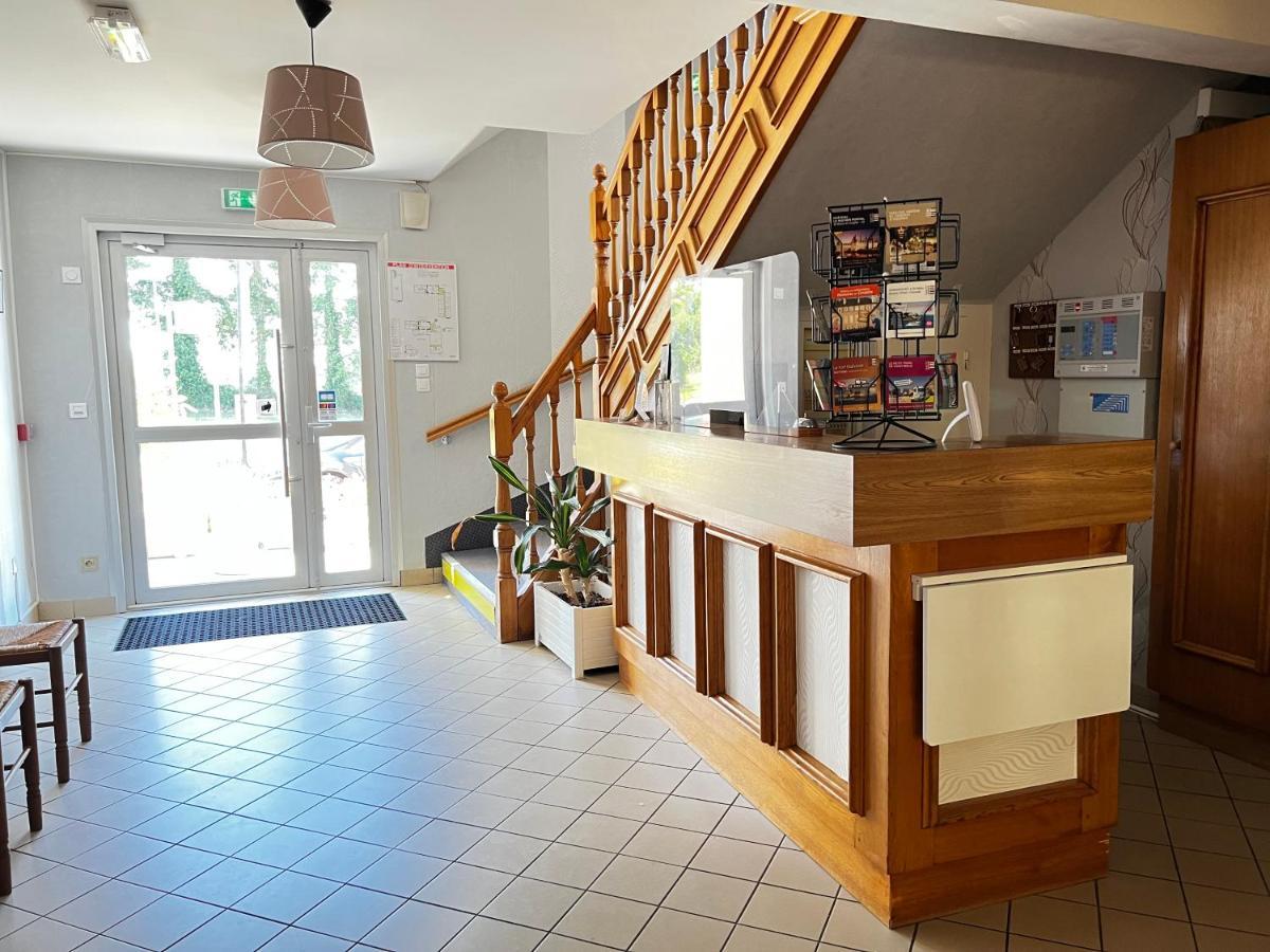 Hotel Les Montois ソー エクステリア 写真