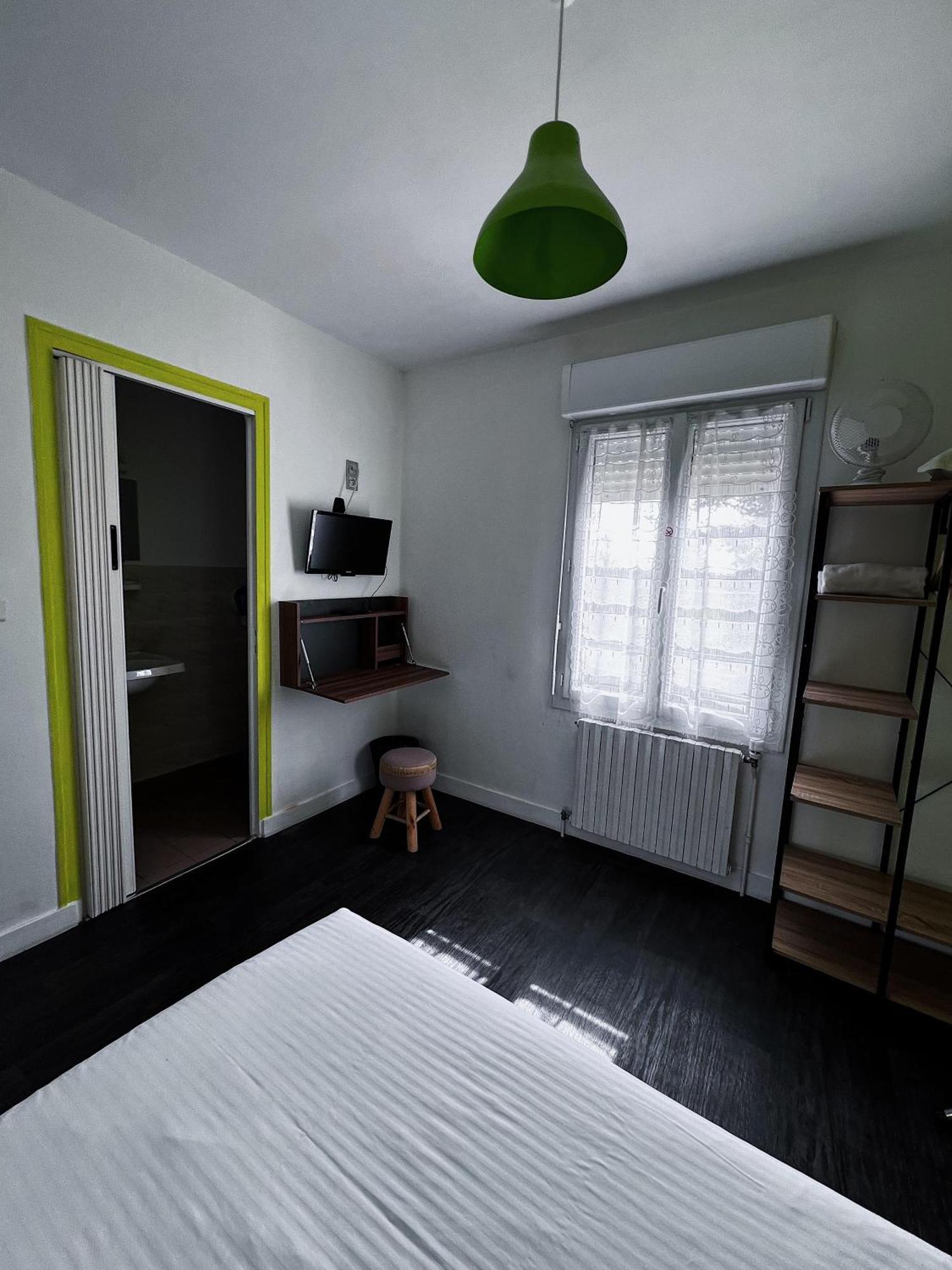 Hotel Les Montois ソー エクステリア 写真